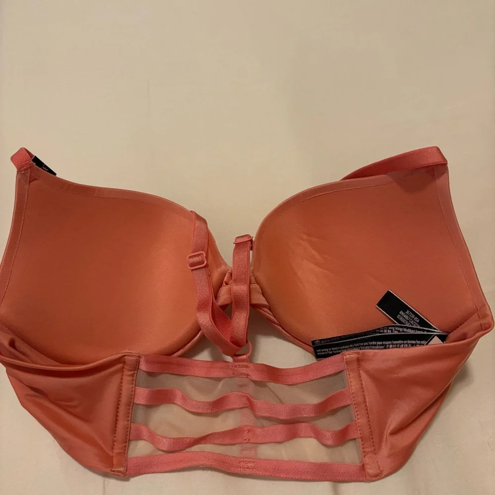 NWT Victoria's Secret Very Sexy Coral Pink Push Up Bra